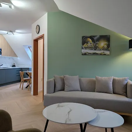 公寓 U Denyho 斯祖贝莱克